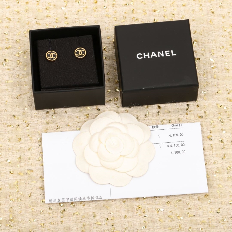 Ch**el earrings